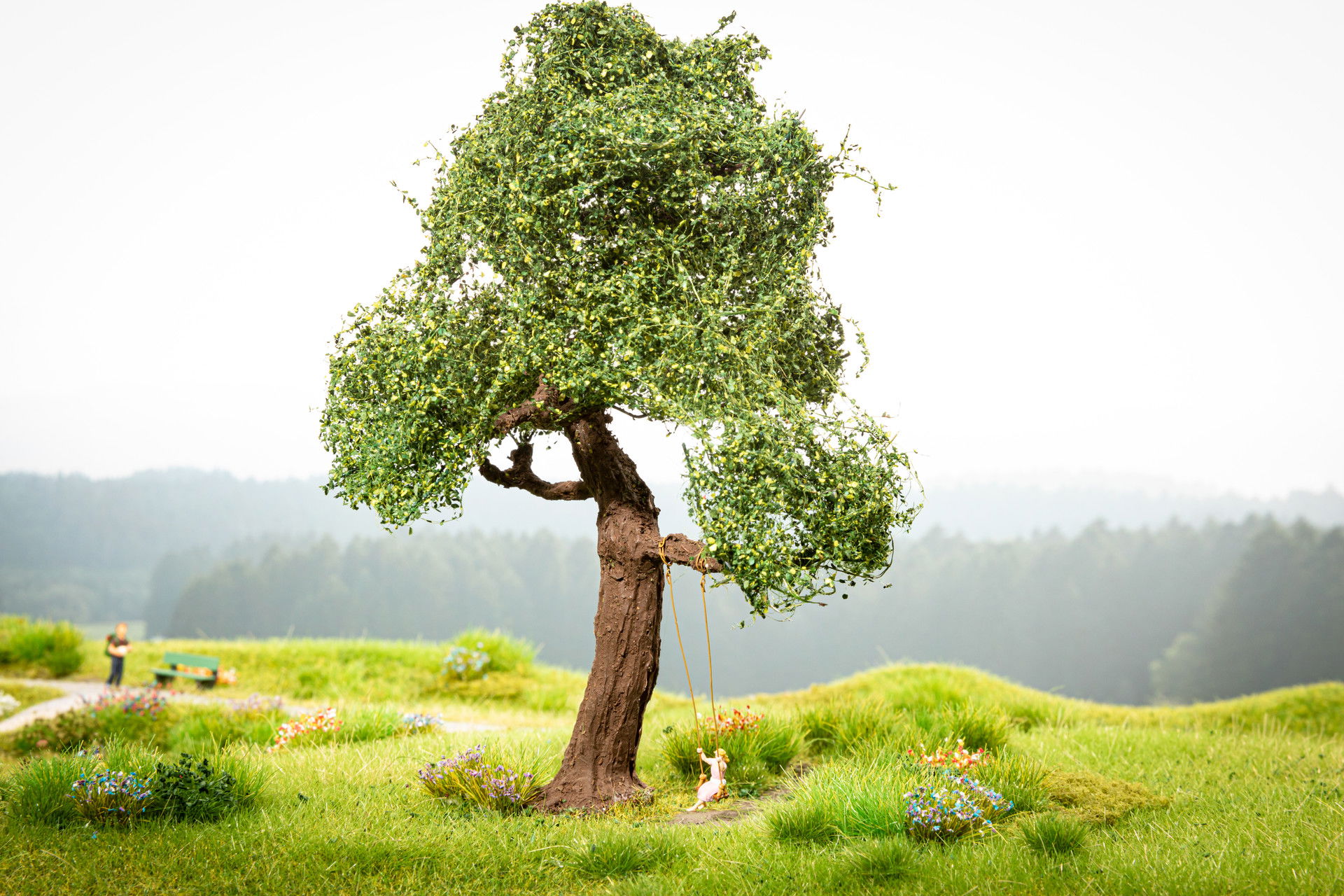 micro-motion Tree with Swing Baum mit Schaukel